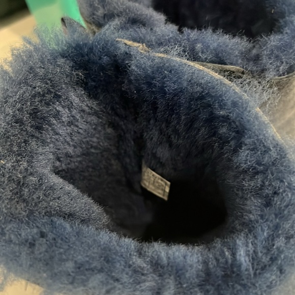 Kids UGG Bailey bow II boots size US 6 EU 37 - Picture 5 of 10